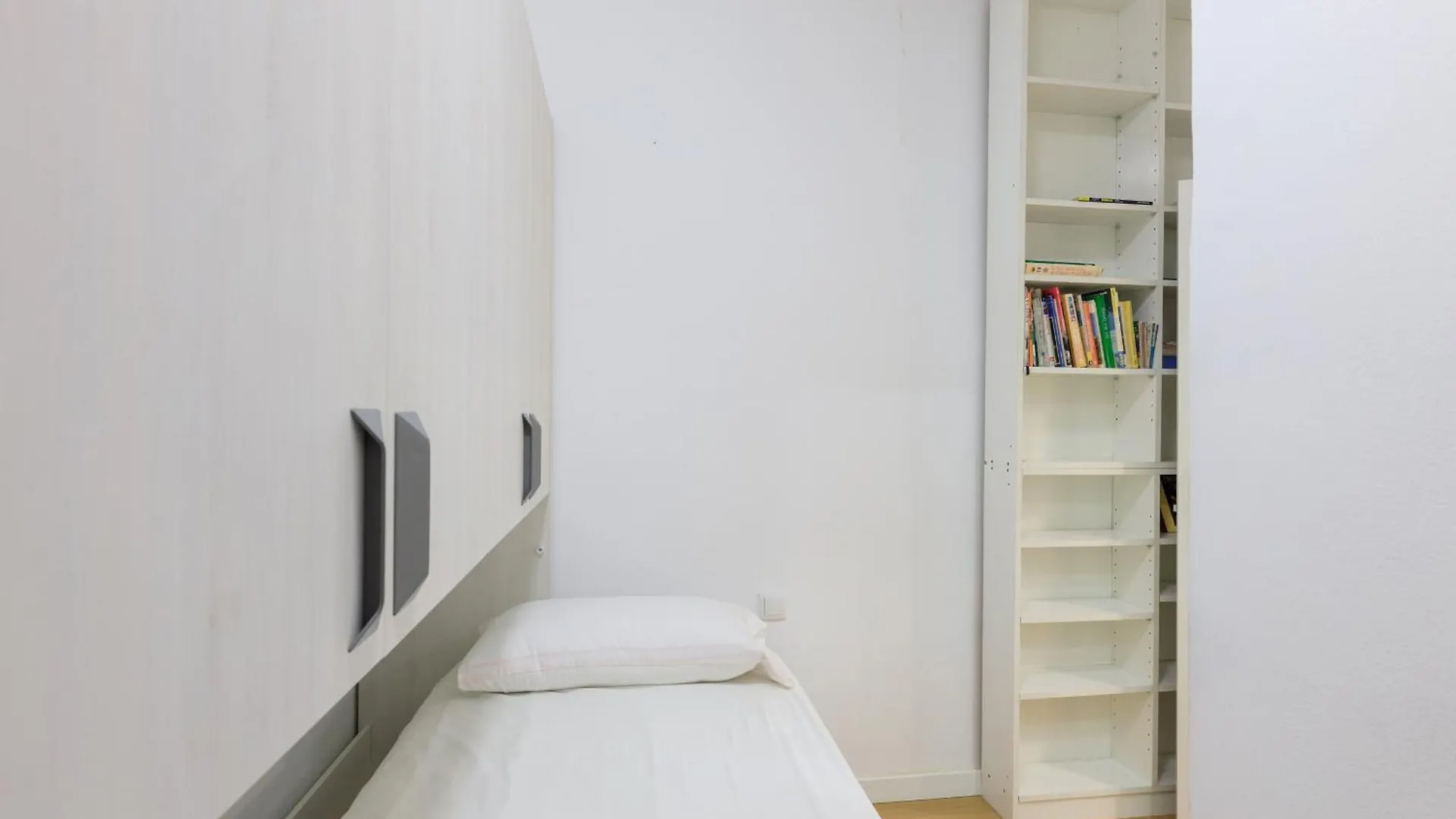 Apartman Aparteasy - Private Terrace, 3 Bedrooms, Eixample Barcelona Spanyolország
